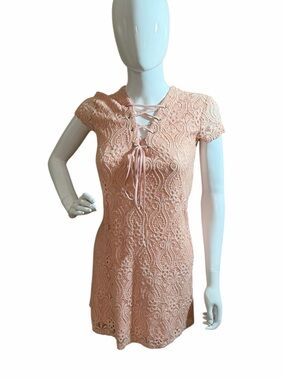 B. Darlin Peach Lace-Up Lace Mini Dress